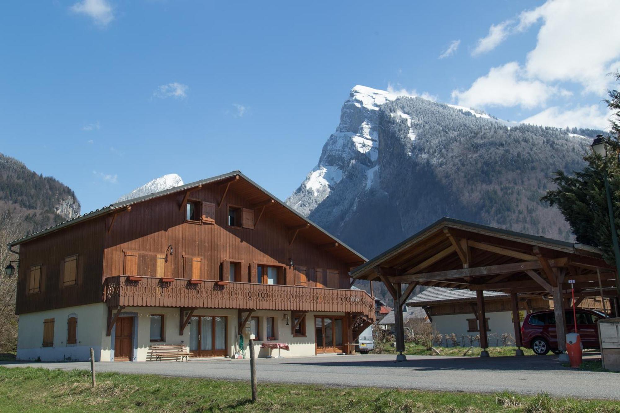 Particulier Loue 2 Appartements Communicants Dans Chalet A Samoens Jusqu A 16 Couchages Exterior foto